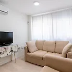 Whitey Aparment In Triana
