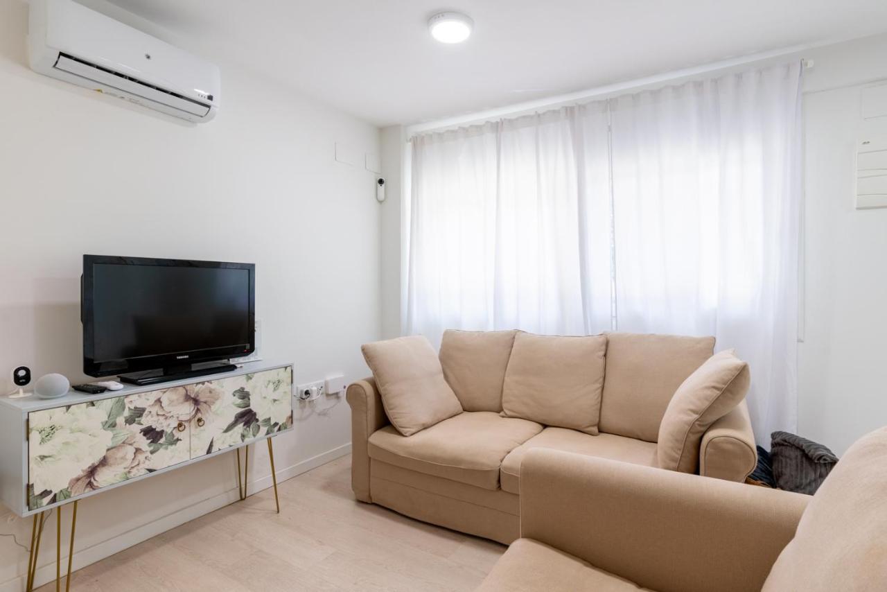Whitey Aparment In Triana Appartement