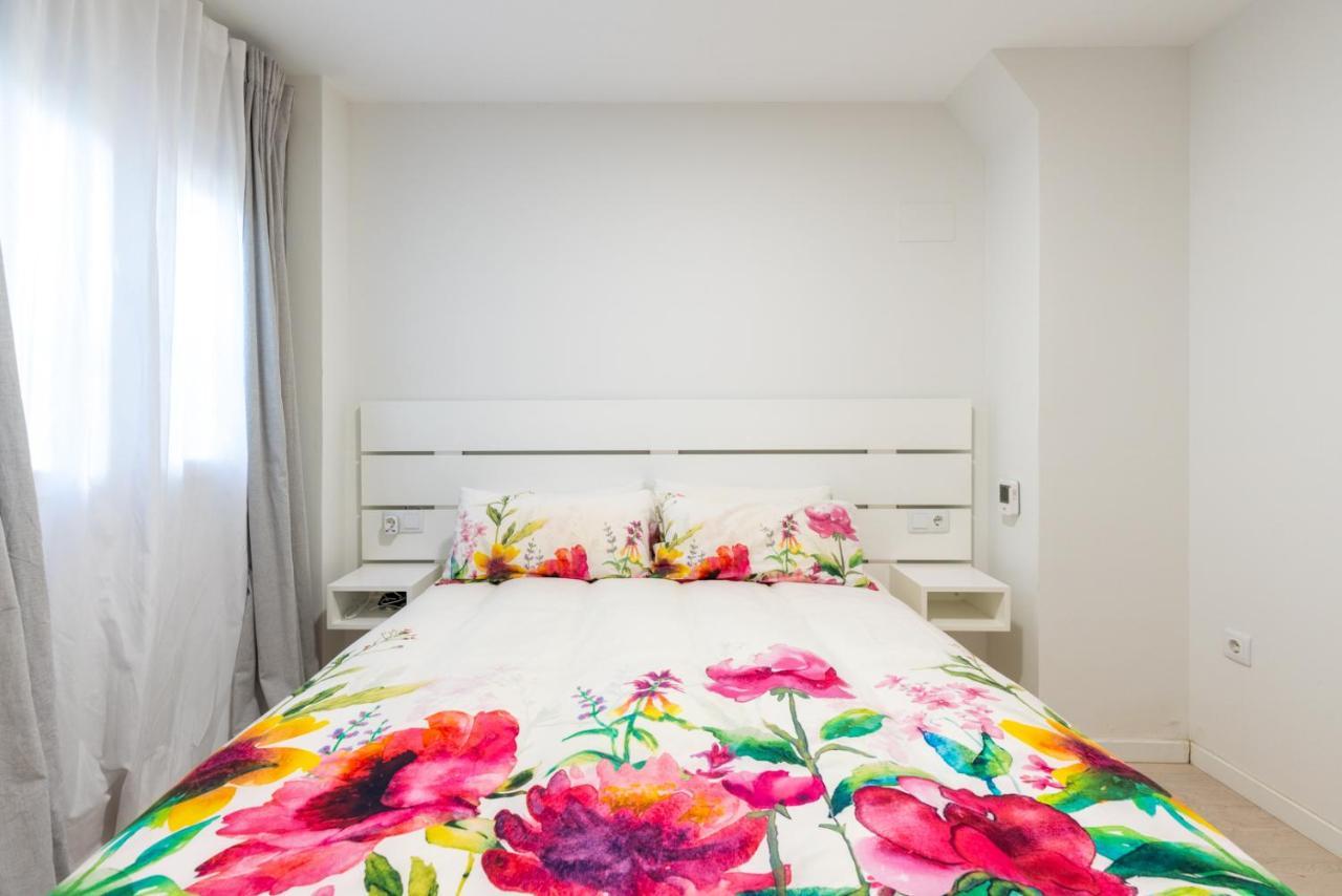 Whitey Aparment In Triana Appartement *